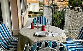 Apartamento playa Muchavista de 3 hab y piscina